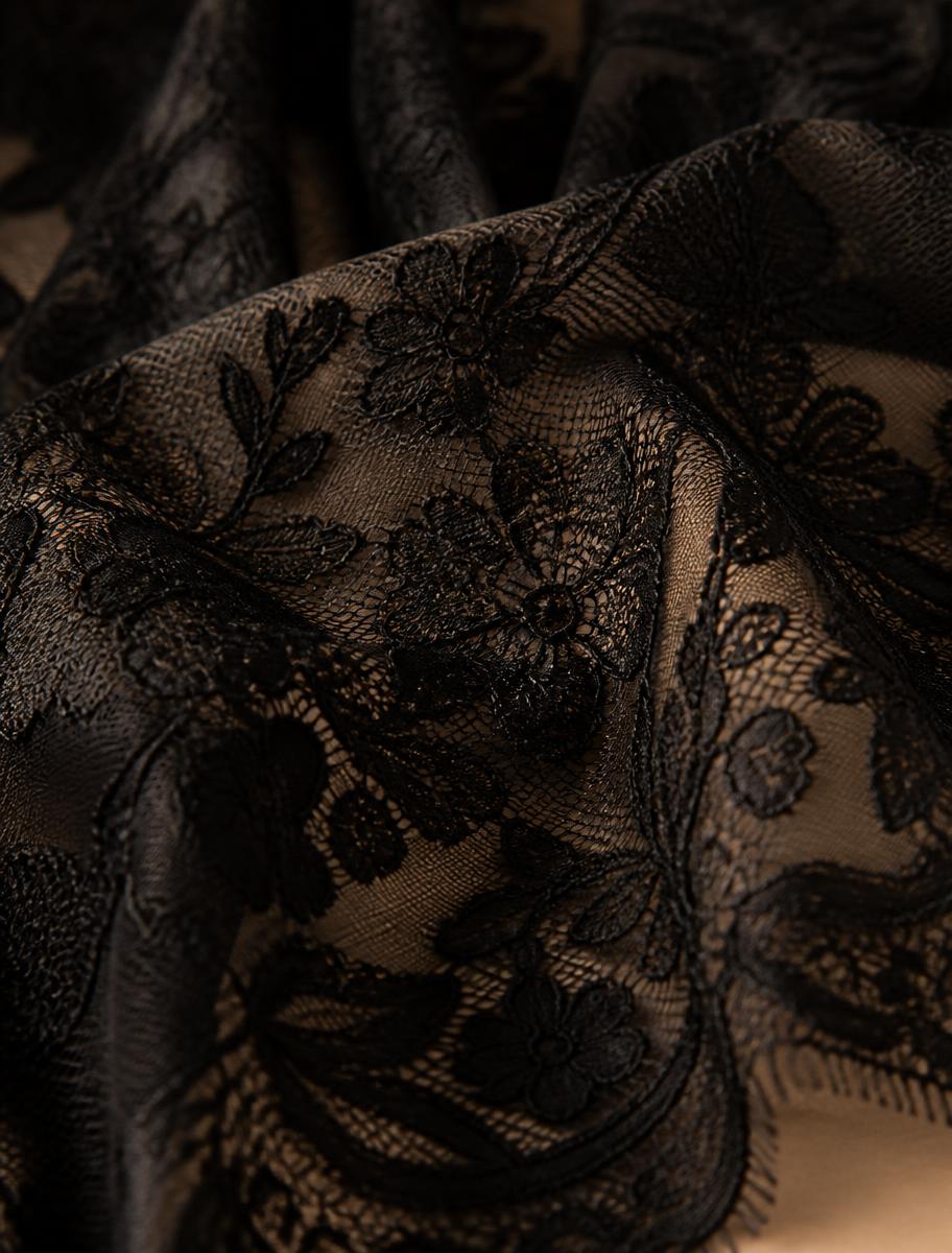 Dentelle & soie
